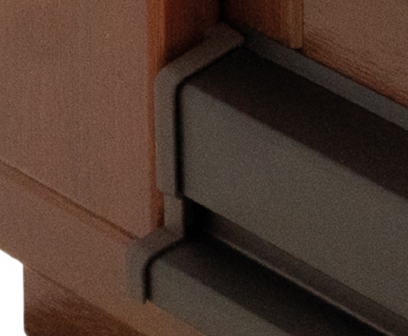 Detailansicht des TopLine-Fensters mit Fokus auf der Regenschutzschiene.