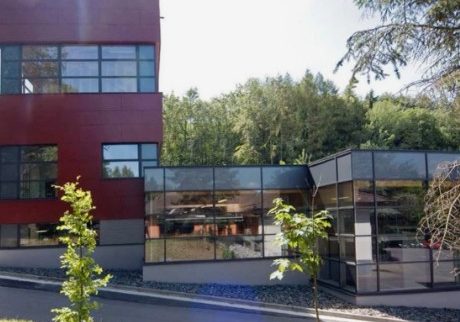 Ein Foto des Unternehmensgebäudes von NIVEAU Fenster in Westerburg.